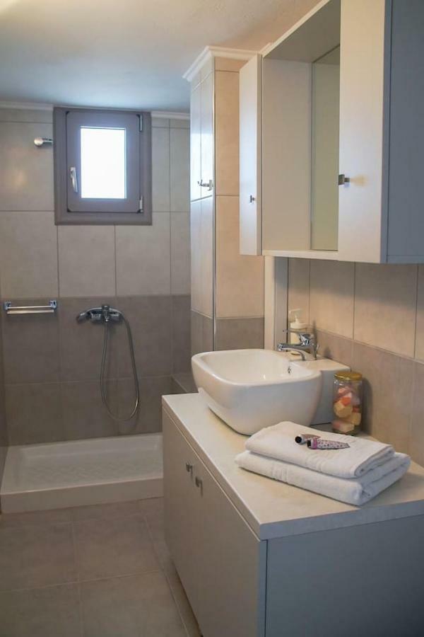Legno Bianco Villa Sztalída Kültér fotó